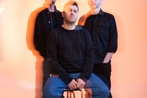 GOGO PENGUIN