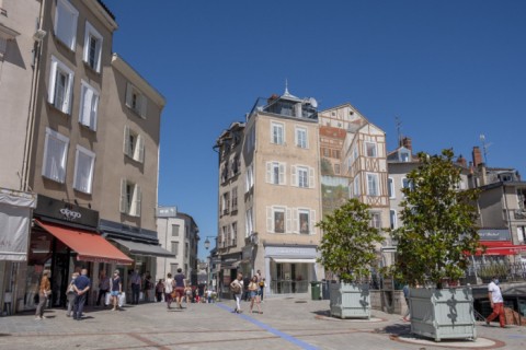 Apéritive : Place de la Motte